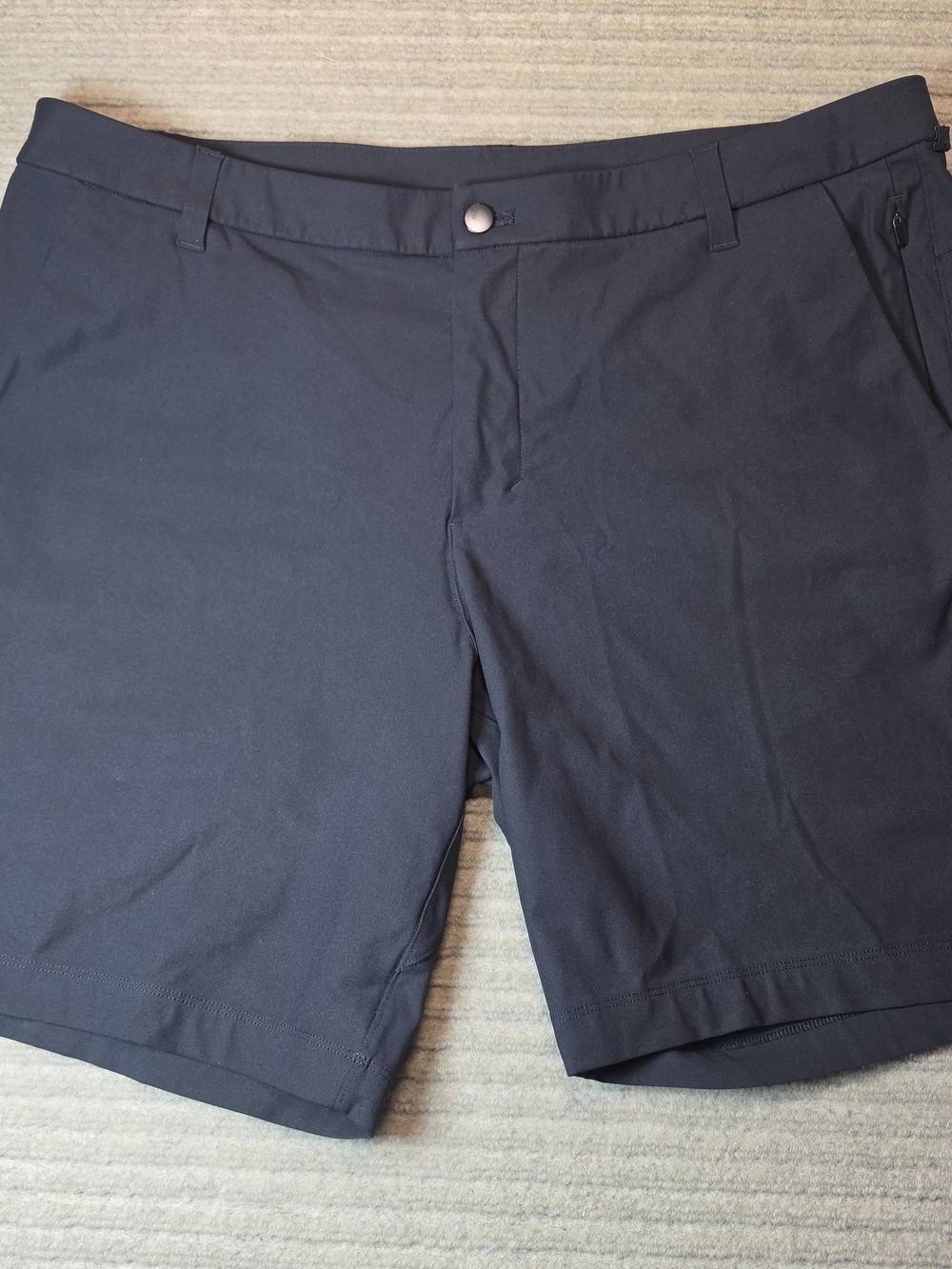 Lululemon Shorts 38 Black The Works Short Warpstreme Performance Golf